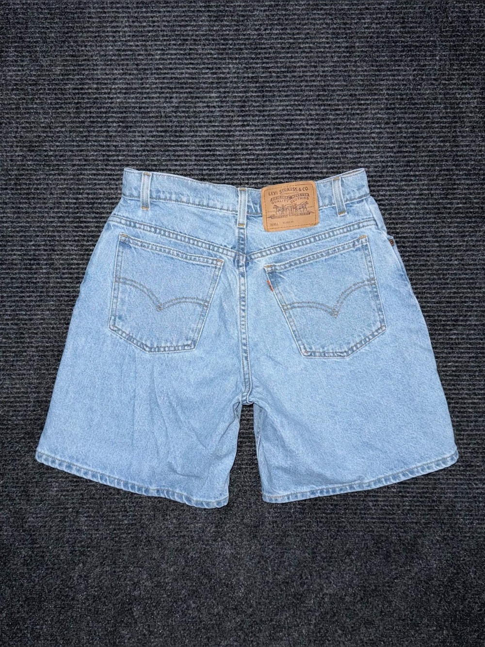 Vintage 90s Levi’s 951 Relaxed Denim Shorts Orange Tab Women’s 10 / 27 Jorts